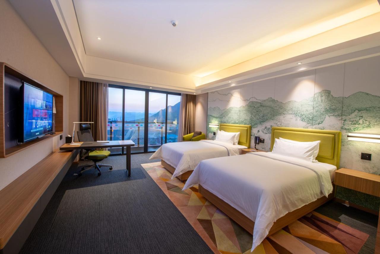 Hampton By Hilton Qingyuan Qingxin District Otel Dış mekan fotoğraf
