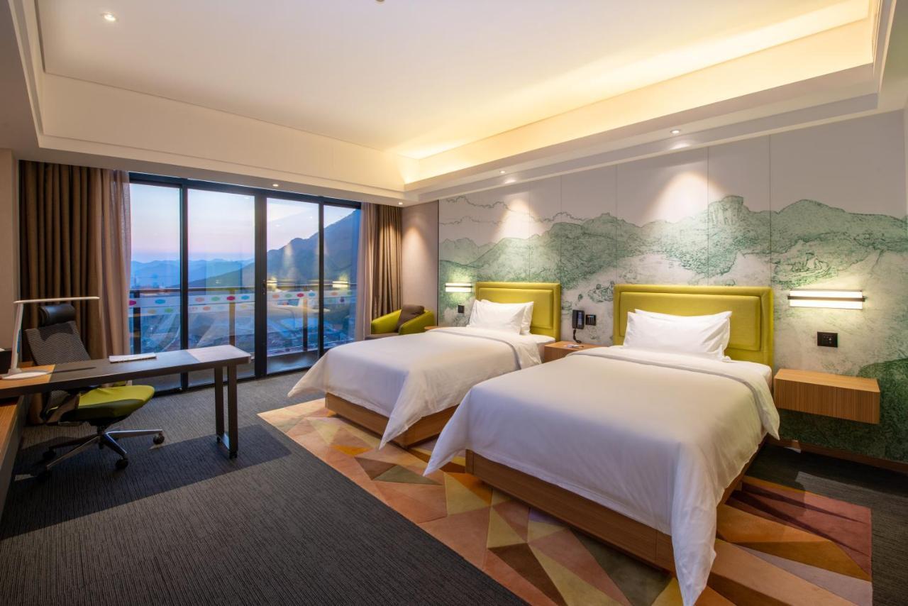 Hampton By Hilton Qingyuan Qingxin District Otel Dış mekan fotoğraf