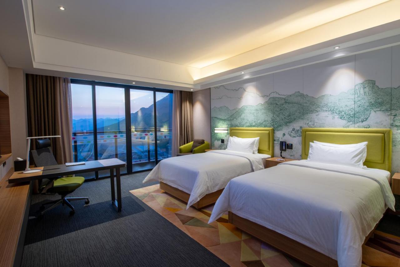 Hampton By Hilton Qingyuan Qingxin District Otel Dış mekan fotoğraf