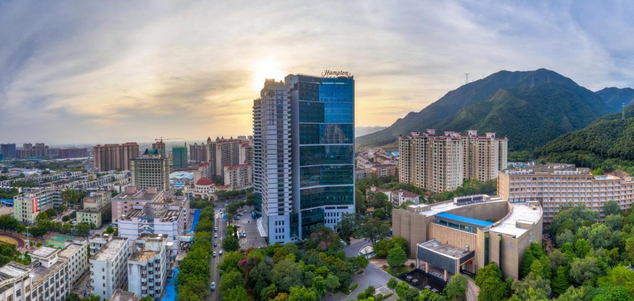 Hampton By Hilton Qingyuan Qingxin District Otel Dış mekan fotoğraf